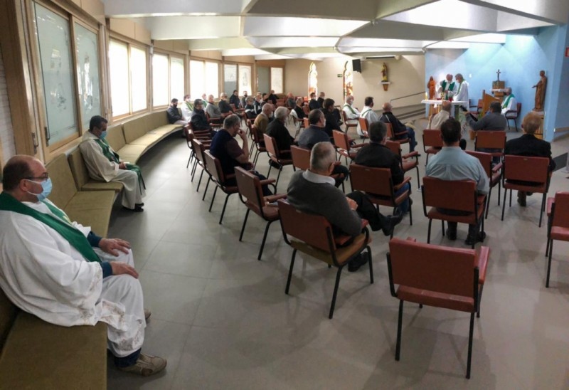 Grupo de padres da Diocese de Caxias do Sul realiza retiro anual de espiritualidade