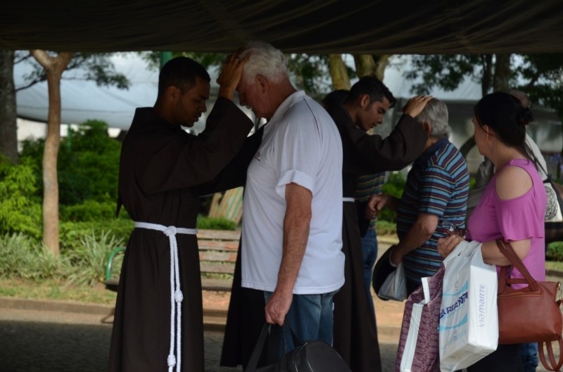 Bênção de Natal dos freis capuchinhos e sacerdotes acontece nesta quarta-feira, em Caxias do Sul