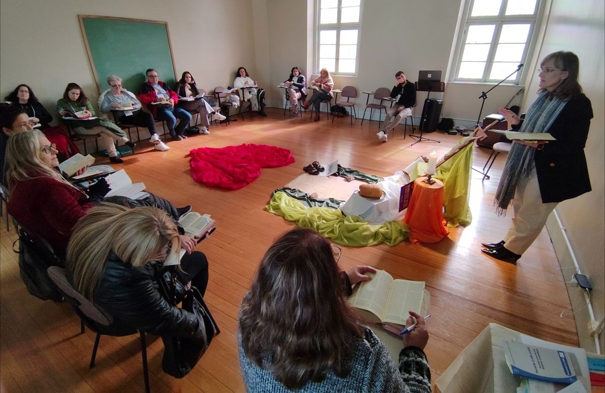 Foto de capa da notícia Coordenação Diocesana da Iniciação à Vida Cristã realiza retiro de catequistas com momentos de oração, reflexão e troca de experiências