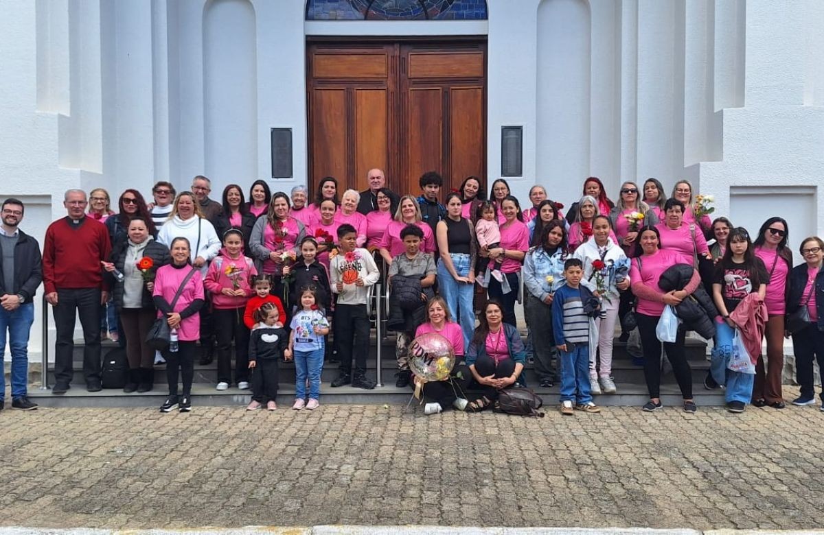 Foto de capa da notícia Na celebração dos 40 anos de atuação, Pastoral da Dignidade da Mulher da Diocese de Caxias realiza 36ª Romaria a Caravaggio