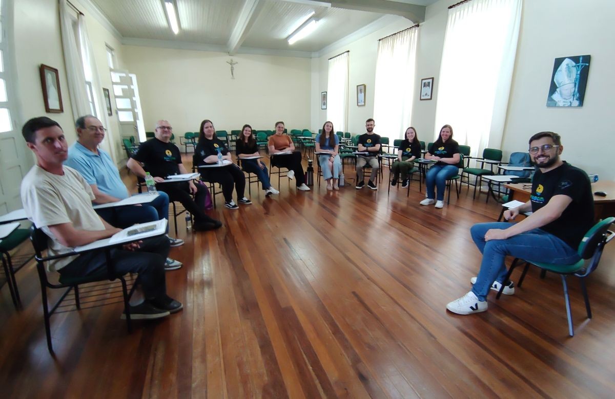 Foto de capa da notícia Pastoral da Comunicação da Diocese de Caxias do Sul se reúne para avaliar planejamento e encaminhar o ano de 2026