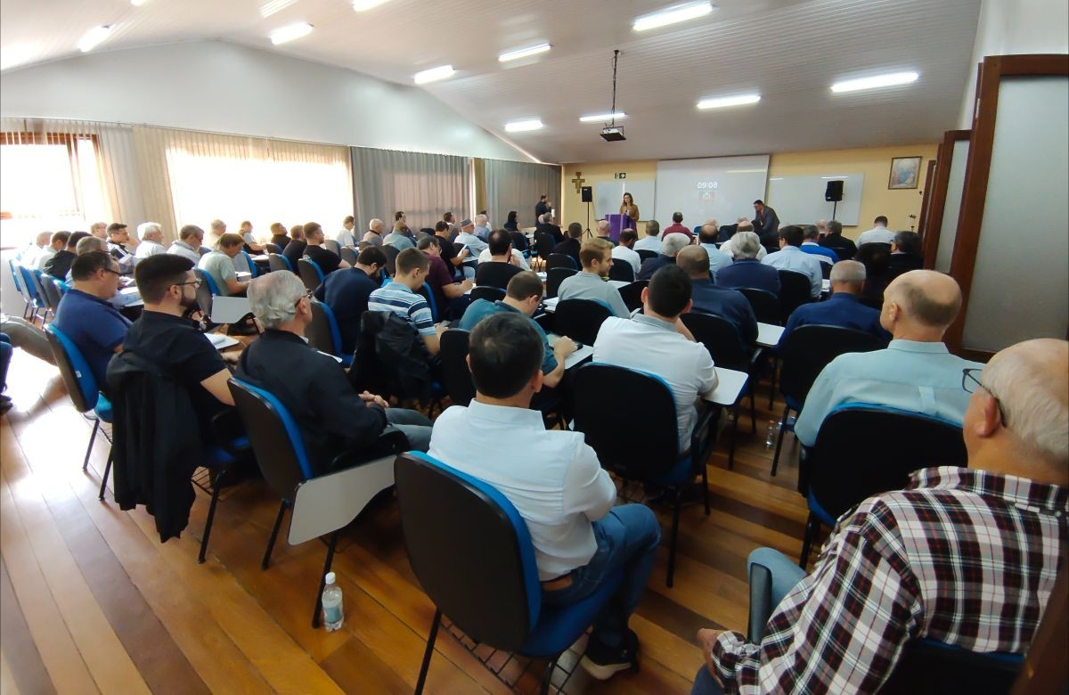 Foto de capa da notícia Primeiro encontro do clero que atua na Diocese de Caxias do Sul traz pauta formativa, além da organização pastoral e administrativa