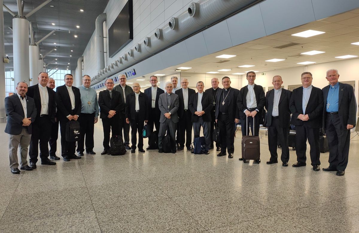 Foto de capa da notícia Episcopado gaúcho embarca para a 62ª Assembleia Geral da CNBB, em Aparecida