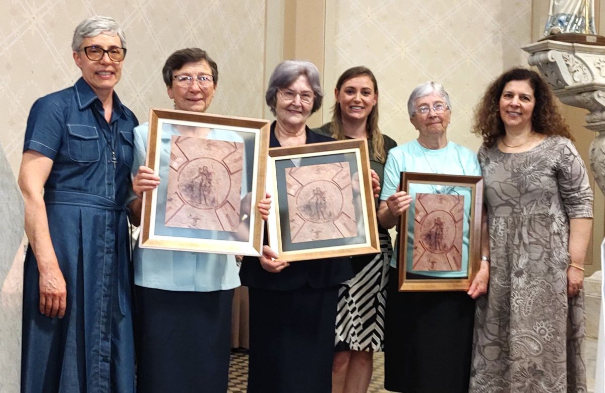 Foto de capa da notícia Em celebração emocionante, Irmãs Pastorinhas comemoram 70 anos de atuação em Bento Gonçalves