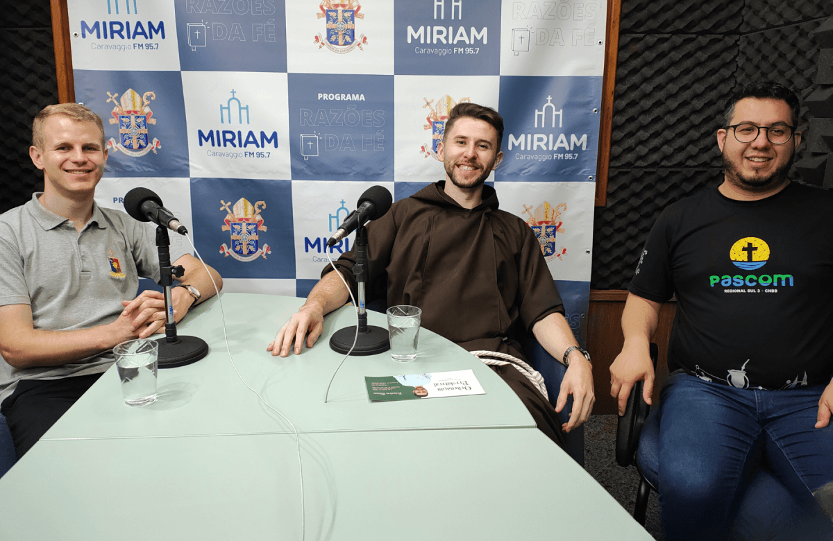 Foto de capa da notícia Programa Razões da Fé do Domingo de Páscoa conversa com dois jovens que irão receber o Sacramento da Ordem