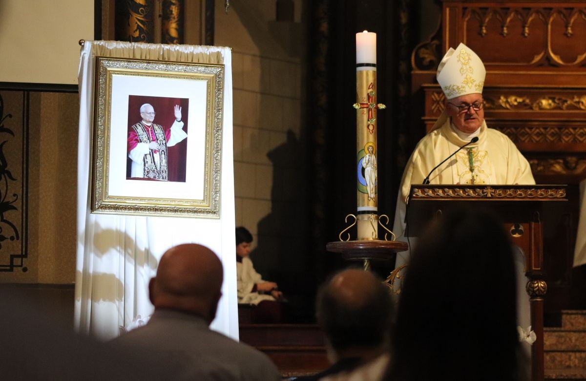 Foto de capa da notícia Dom José Gislon preside Missa em ação de graças pela eleição do Papa Leão XIV, na Catedral Diocesana de Caxias do Sul