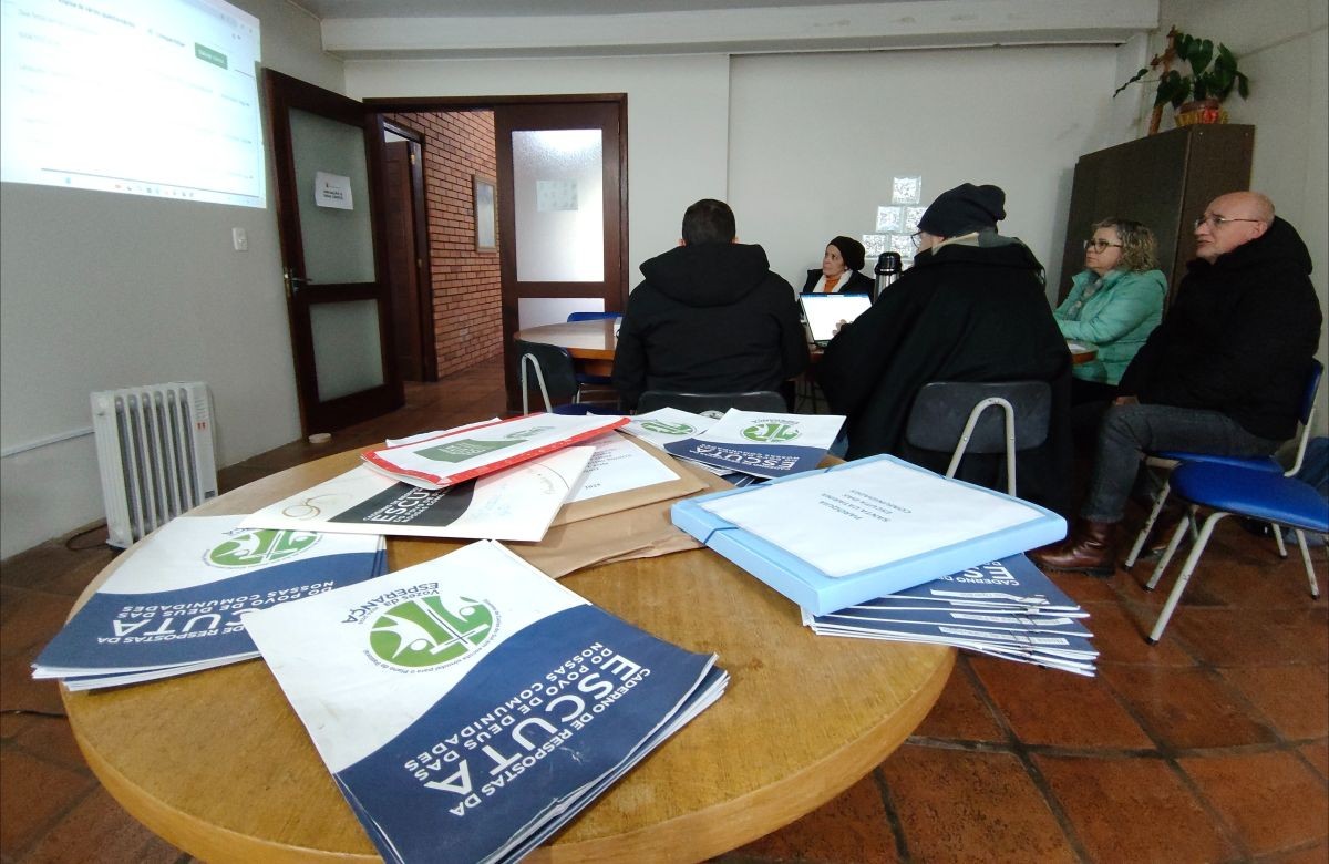 Foto de capa da notícia Diocese de Caxias do Sul inicia processo de leitura e compilação das respostas do projeto Vozes da Esperança