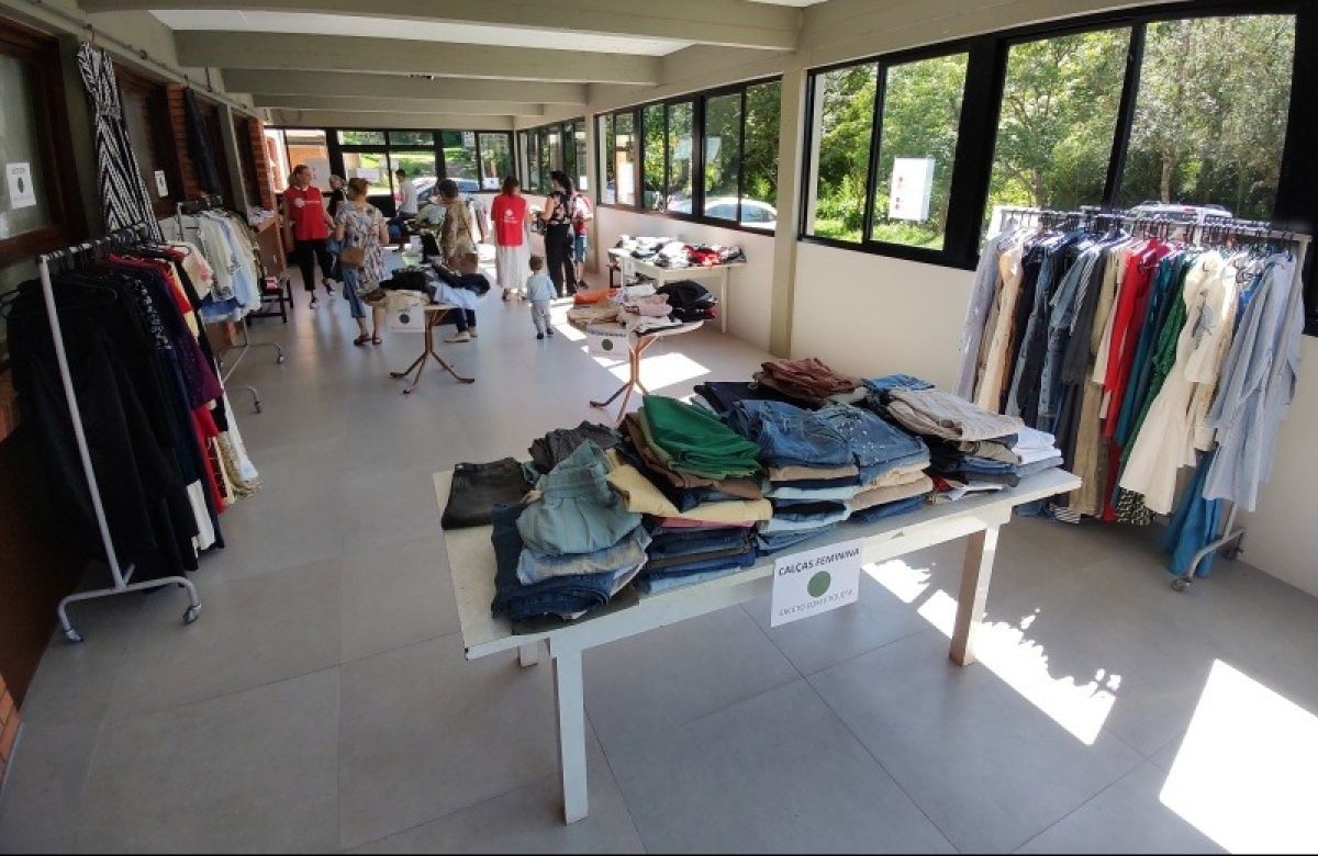 Foto de capa da notícia Cáritas da Diocese de Caxias do Sul promove Bazar Solidário neste sábado, 16 de agosto, no Centro de Pastoral