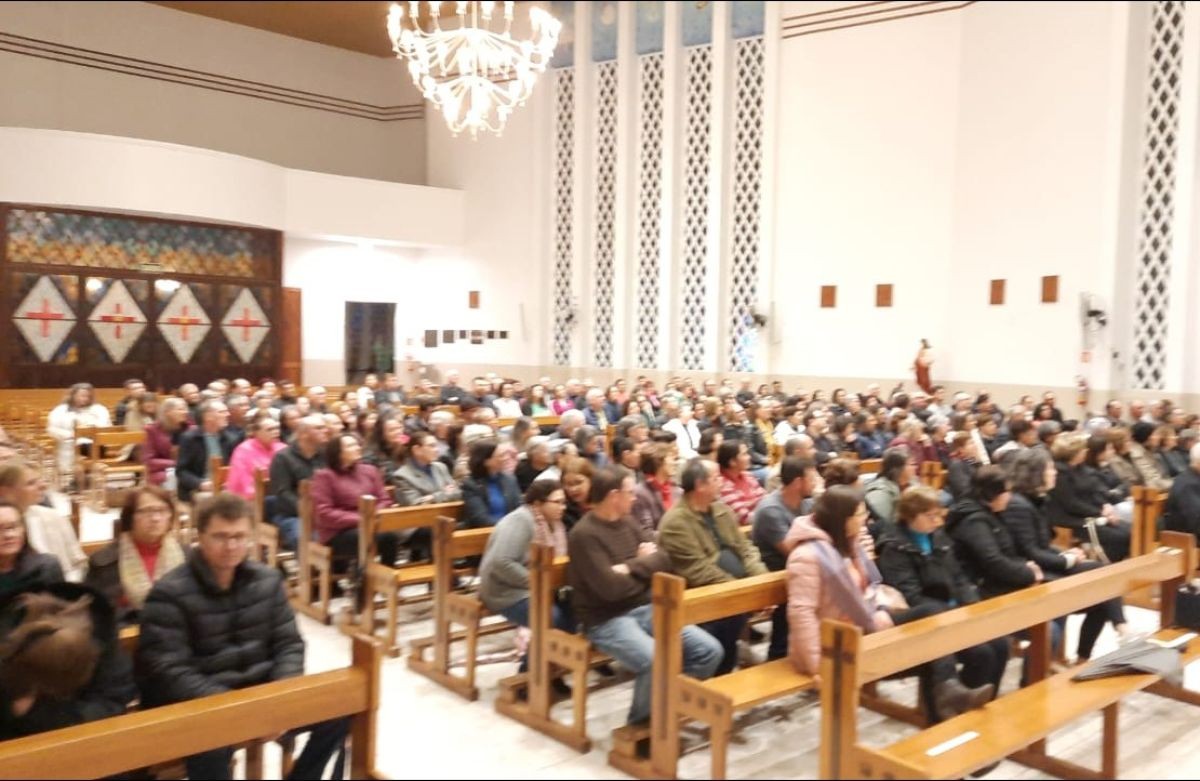 Foto de capa da notícia Região Pastoral de Bento Gonçalves realiza ciclo de formação para Ministros Extraordinários da Sagrada Comunhão