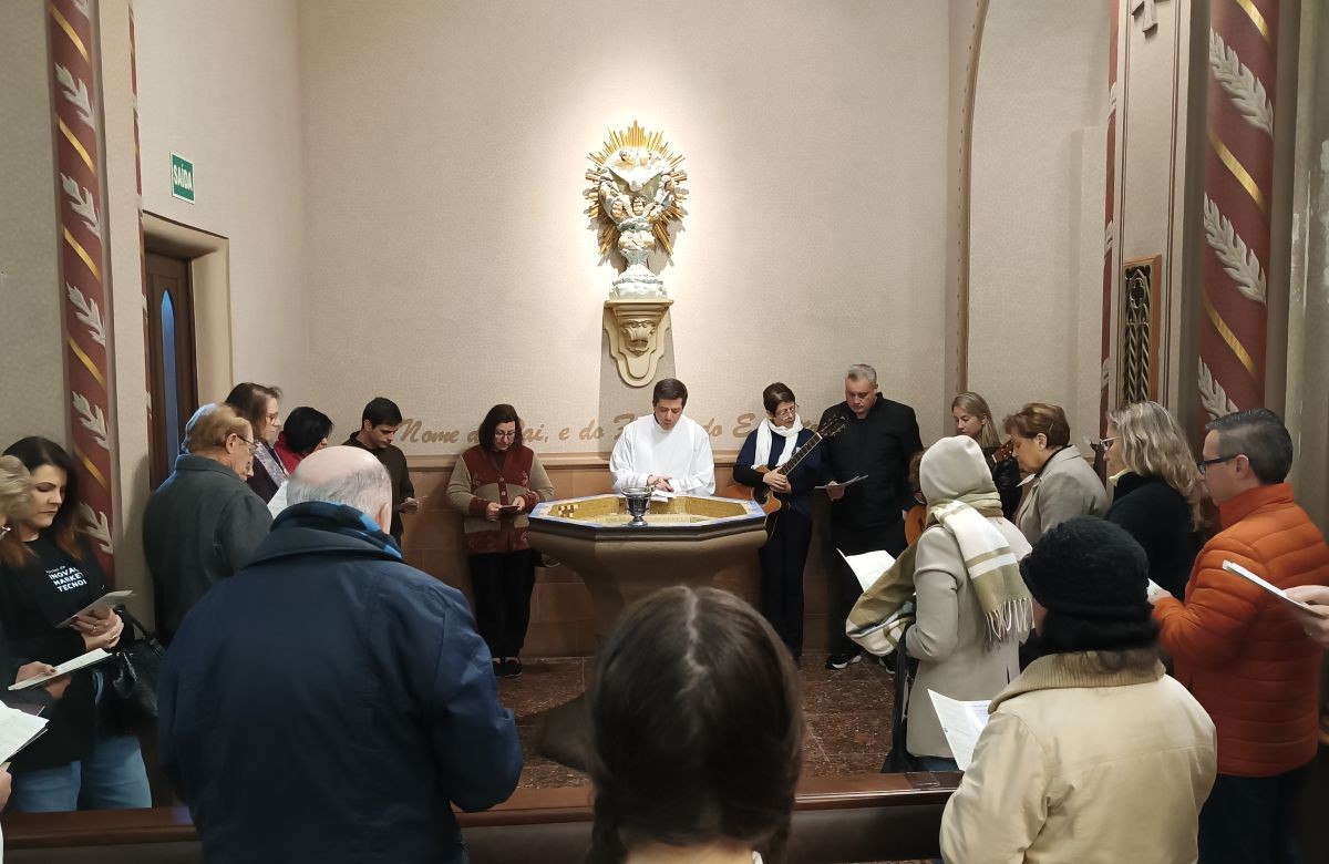 Foto de capa da notícia Semana Nacional da Família na Diocese de Caxias do Sul é concluída com a peregrinação jubilar à Catedral