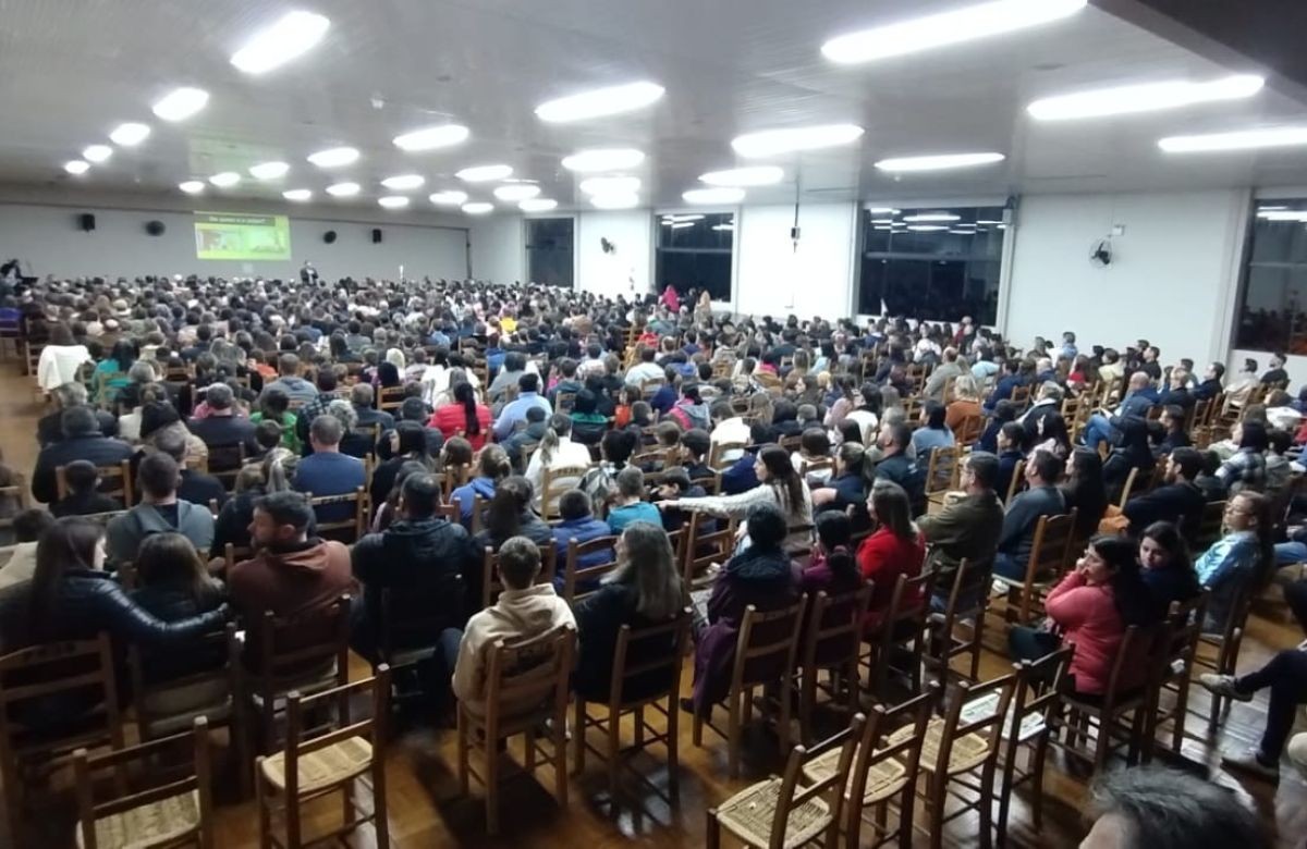 Foto de capa da notícia Encontro da Semana Nacional da Família reúne 900 pessoas em Nova Prata