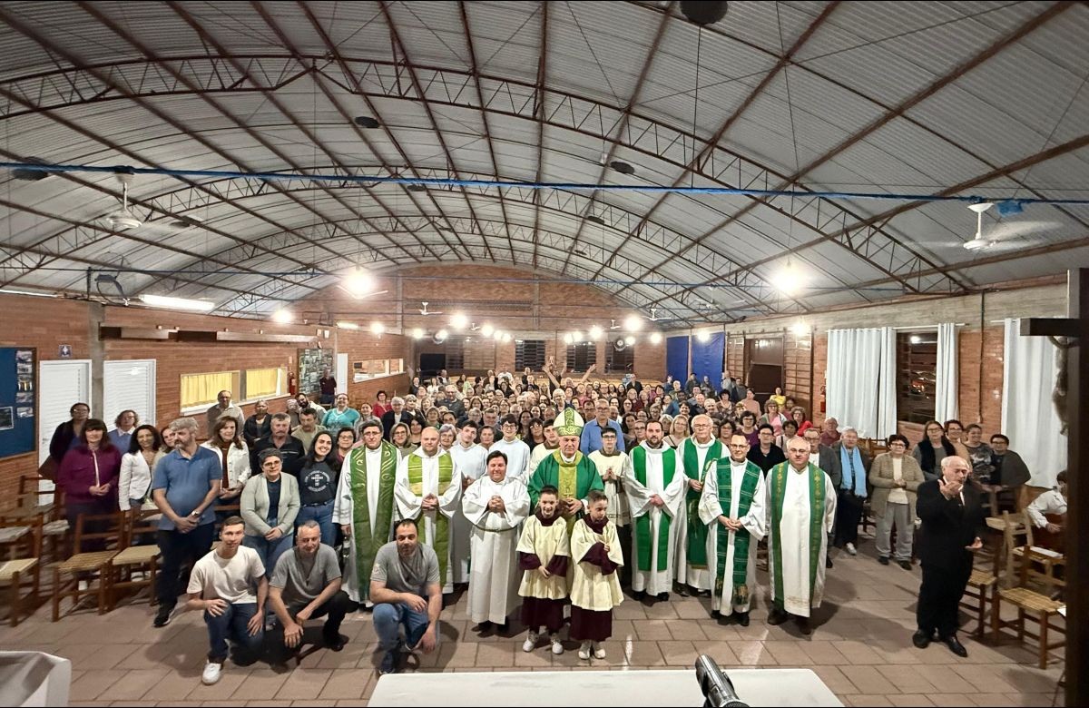 Foto de capa da notícia Região Pastoral de Bento Gonçalves reúne mais de 400 pessoas em Encontro de Lideranças das Paróquias e Comunidades