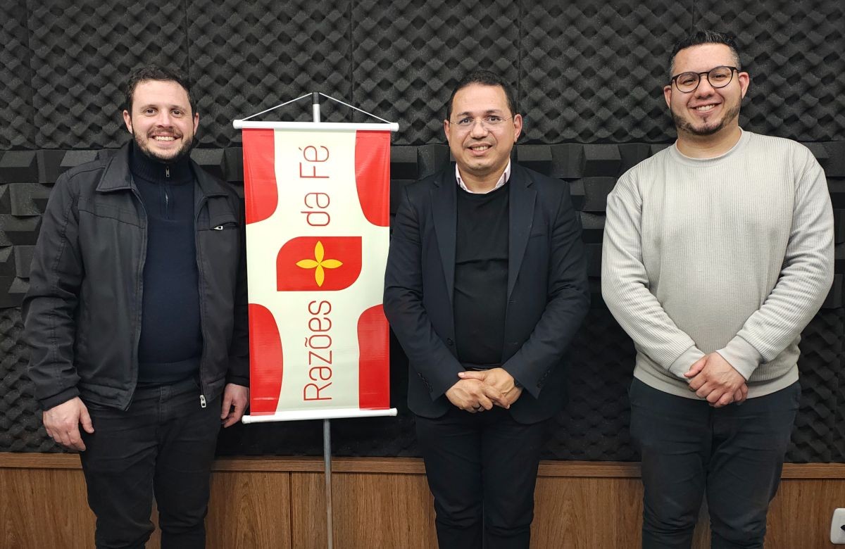 Foto de capa da notícia "Povo de Deus ou sociedade perfeita?" pergunta o prograna Razões da Fé na série dos 60 anos da conclusão do Vaticano II