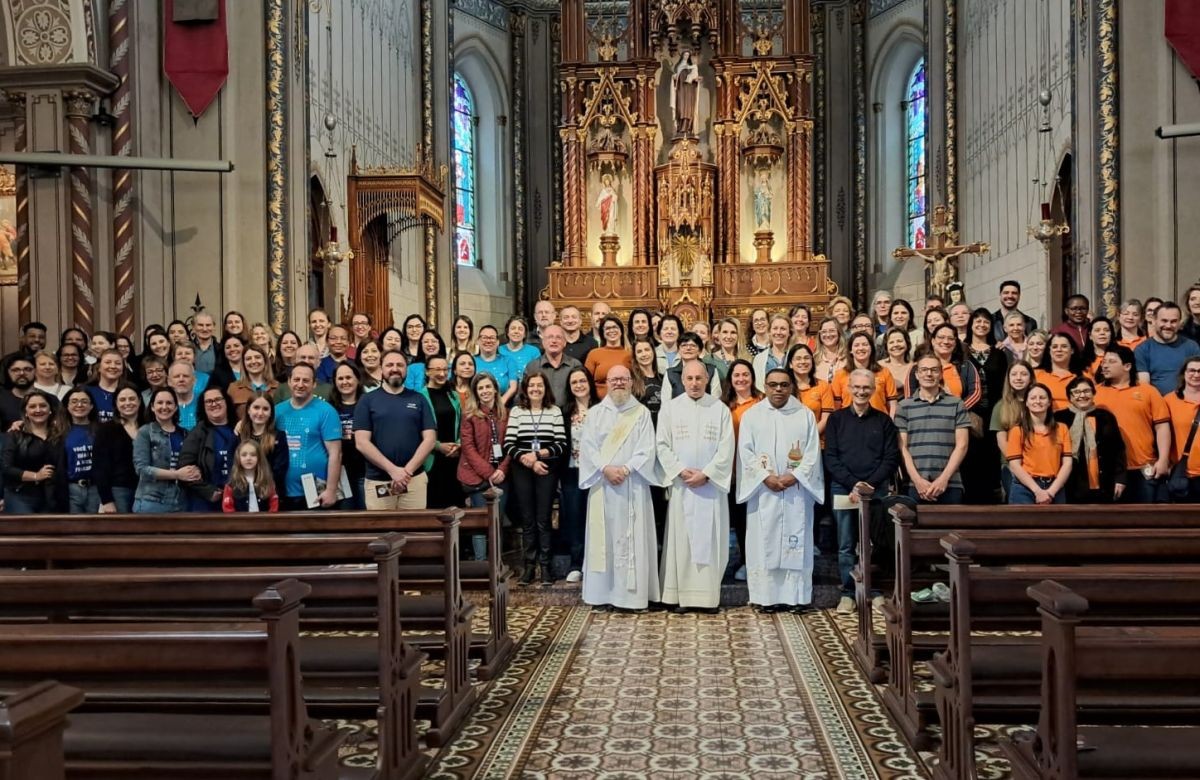 Foto de capa da notícia Professores participam da Peregrinação Jubilar do Mundo Educativo na Catedral Diocesana de Caxias do Sul