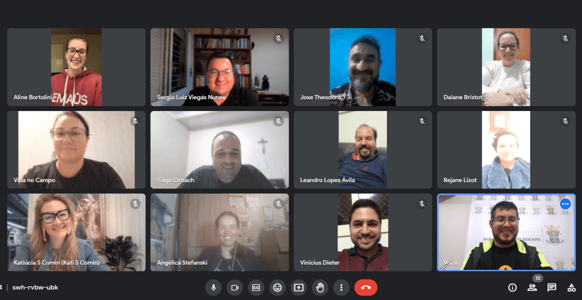Pastoral da Comunicação da Diocese de Caxias do Sul escolhe coordenação e organiza subgrupos a partir dos eixos da Pascom