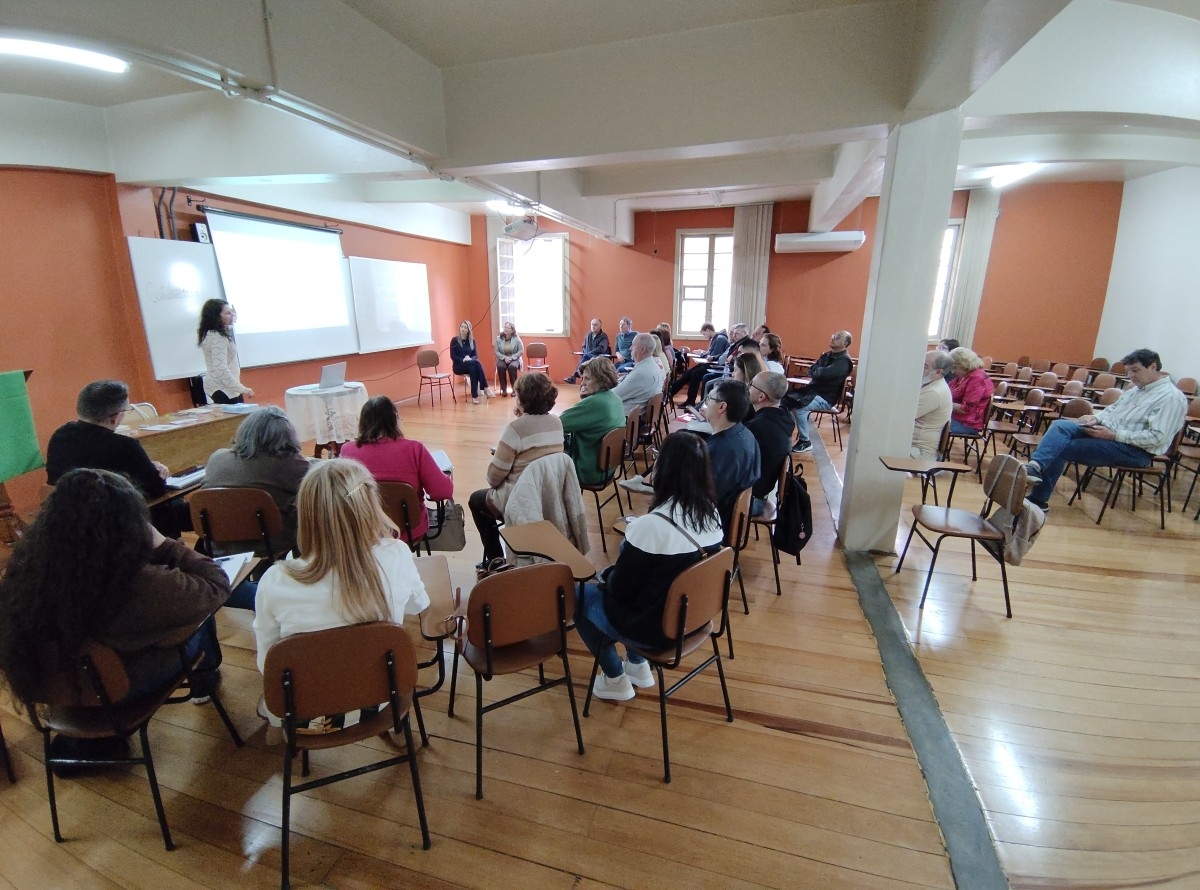 Encontro do Conselho de Leigos da Diocese de Caxias tem peregrinação do Ano Santo e eleição da nova coordenação
