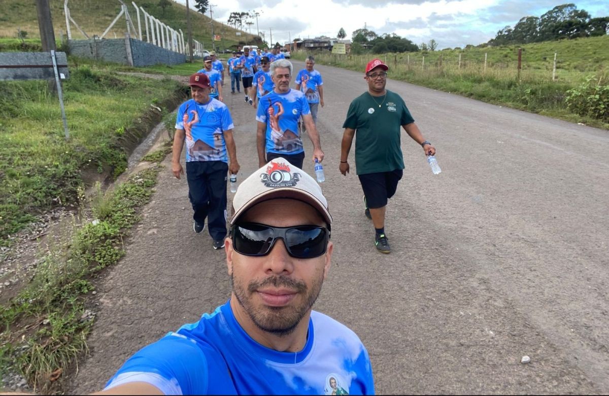 Foto de capa da notícia Terço dos Homens de Jaquirana completa 03 anos com caminhada da Matriz São Sebastião até a comunidade São José