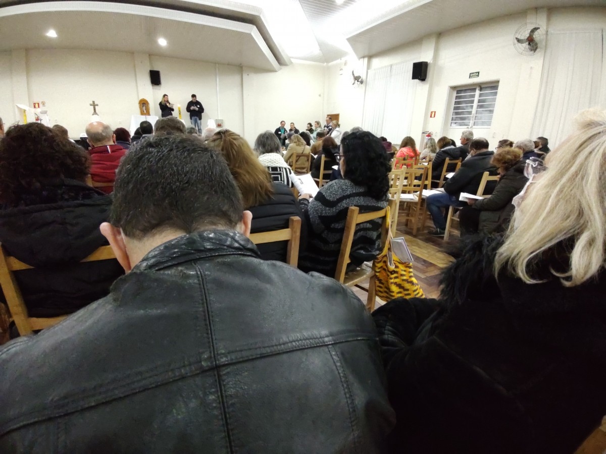 Preparadores do Batismo da Região Pastoral de Caxias do Sul participam de encontros de rearticulação
